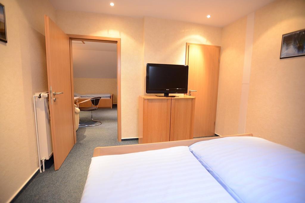 Hotel Zum Lutten Didi Friedeburg Bilik gambar